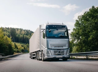 Volvo FH Aero[7]