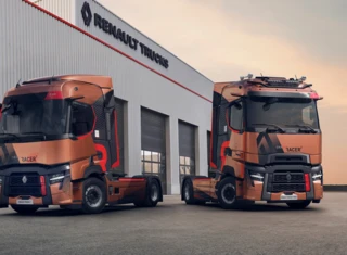 03_Renault Trucks T and T High MY2027 LR 1