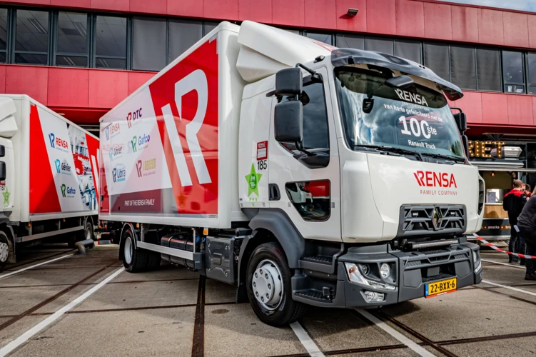 Renault Trucks D Rensa Family Company aflevering