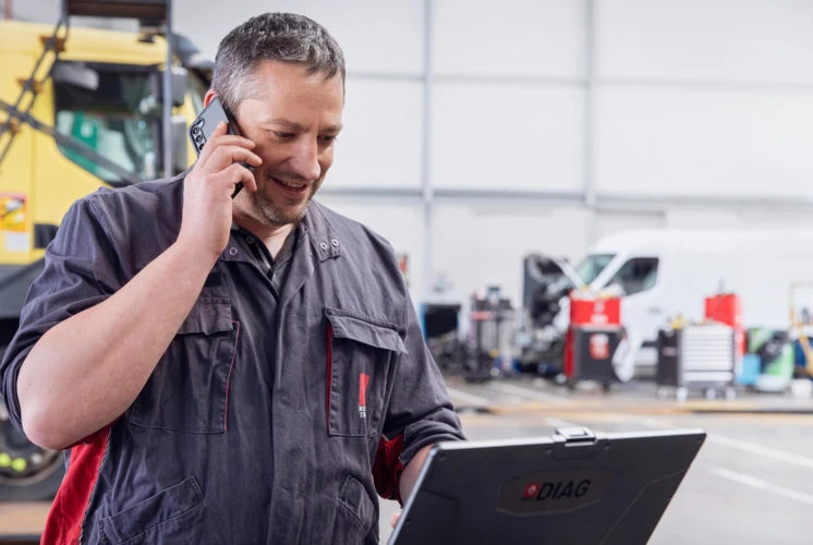 Paashuis-Trucks-Service