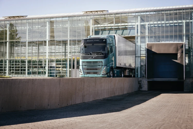 Volvo FH_Electric_ 12