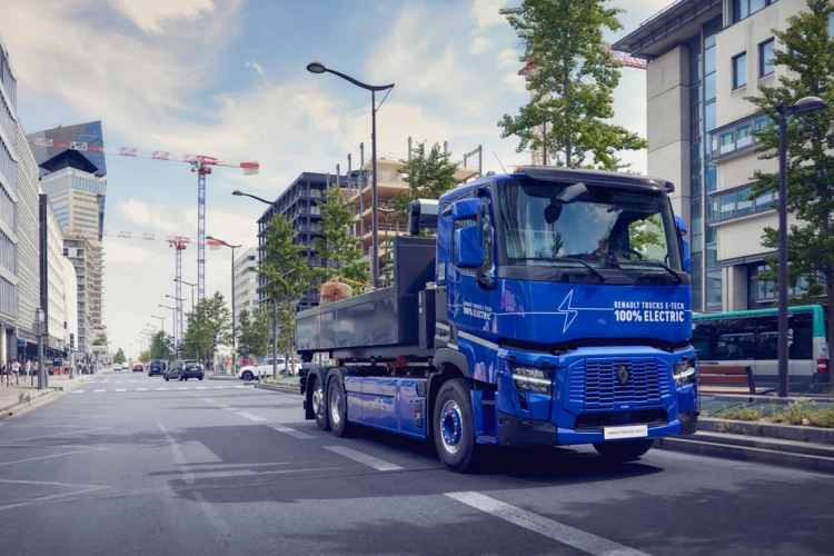 Paashuis-Renault-Trucks-E-Tech-C-city