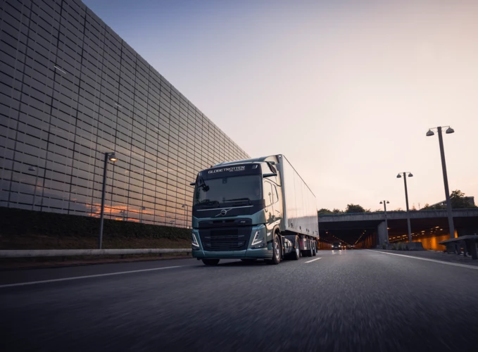 Paashuis-Volvo-Trucks-FM-GAS-04