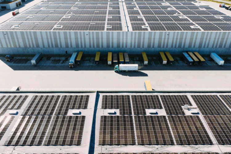 Volvo FH_Electric_ 14