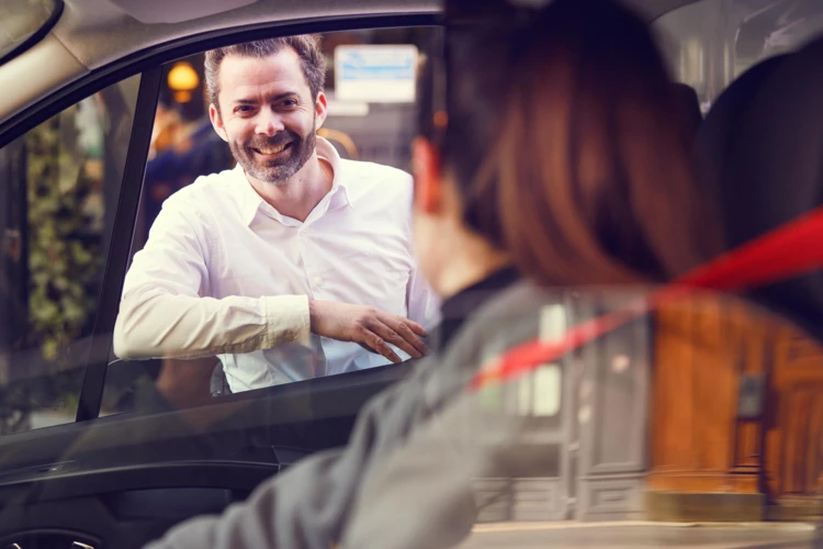 Paashuis-Renault-Trucks-Trafic-E-TECH-2