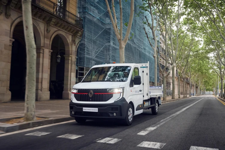 Paashuis-Renault-Master-2024-E-tech-exterieur-13