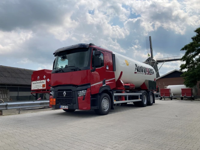 Renault Trucks T Heinen Brandstoffen